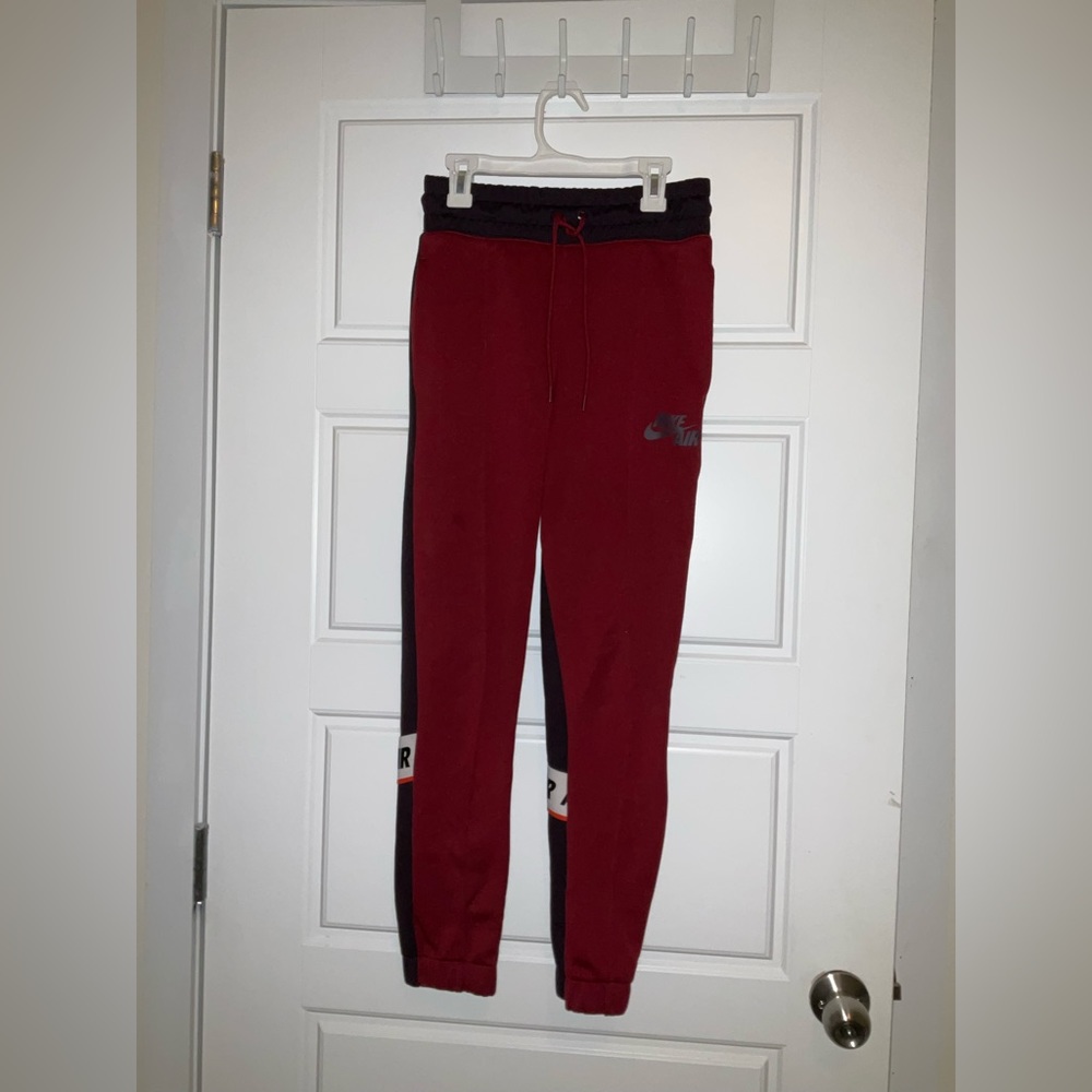 Nike joggers